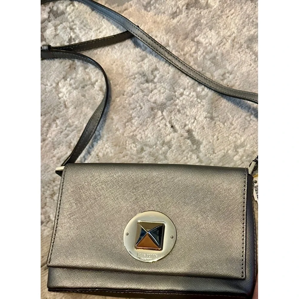 Kate Spade New York Crossbody Bag‎ Silver Metallic Pyramid Lock